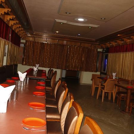 Hotel Relax Inn Banswara Esterno foto
