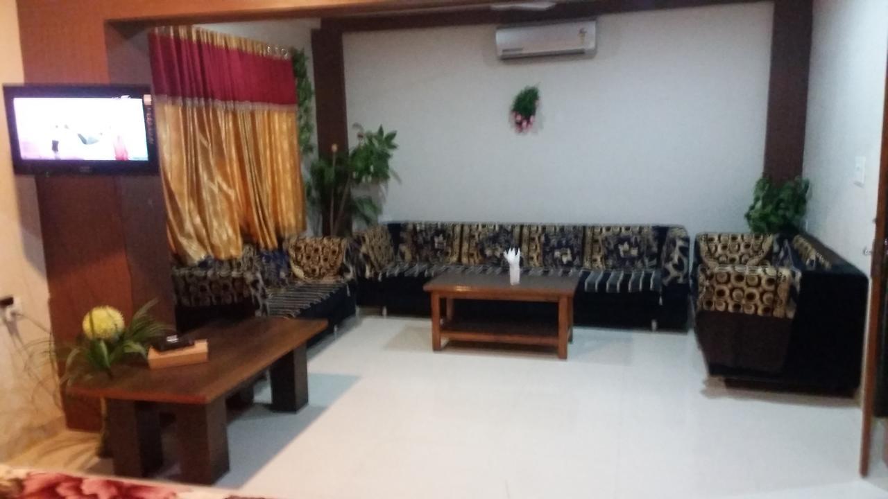 Hotel Relax Inn Banswara Esterno foto